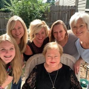 Meet your Posher, Christi